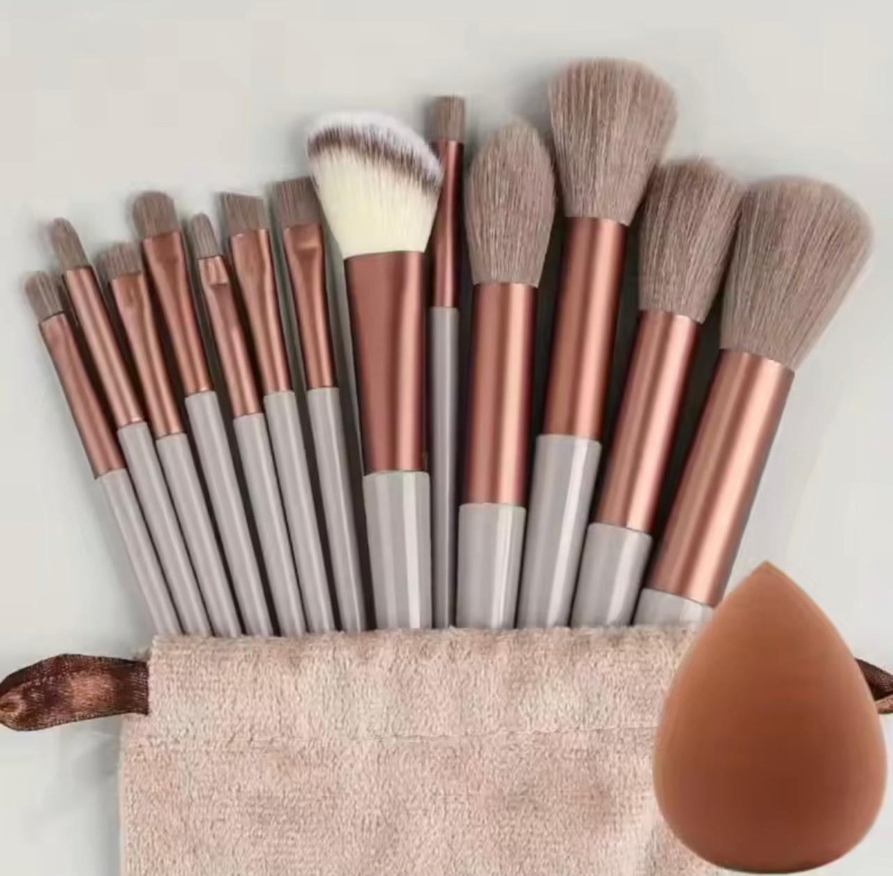 Pack Hemza 5 f 1: Sac, Montre, Casque o Zid o Zid.. Taman Hbal! 🔥